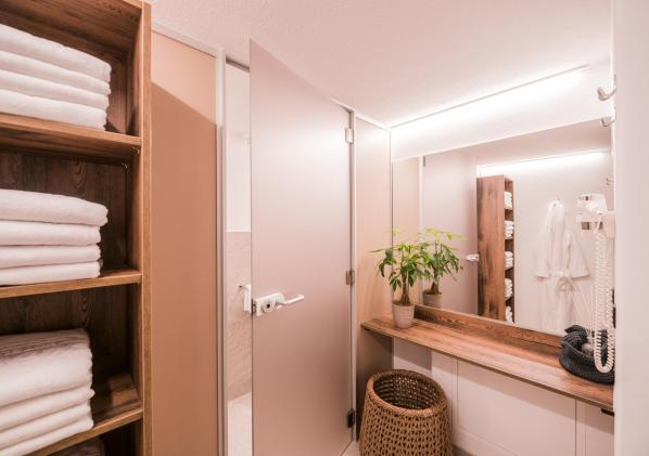 Eine Umkleidekabine im Hotel Waldheim