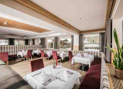 Dining room at Hotel Waldheim