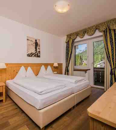 Ein Doppelzimmer im Hotel Waldheim