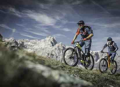 Zwei Mountainbiker